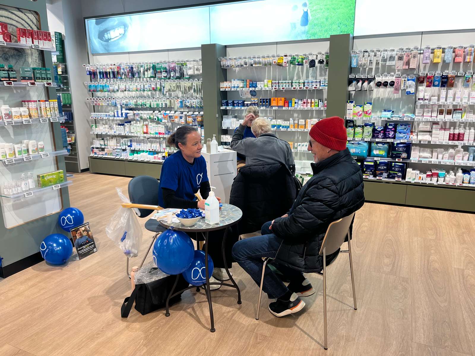 Stilling Apotek 1600Px